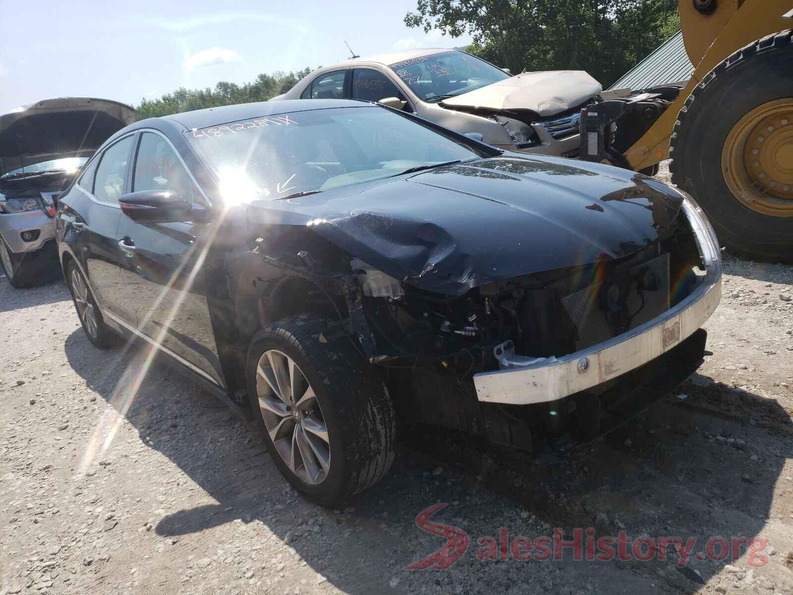 KMHFG4JG4HA579147 2017 HYUNDAI AZERA