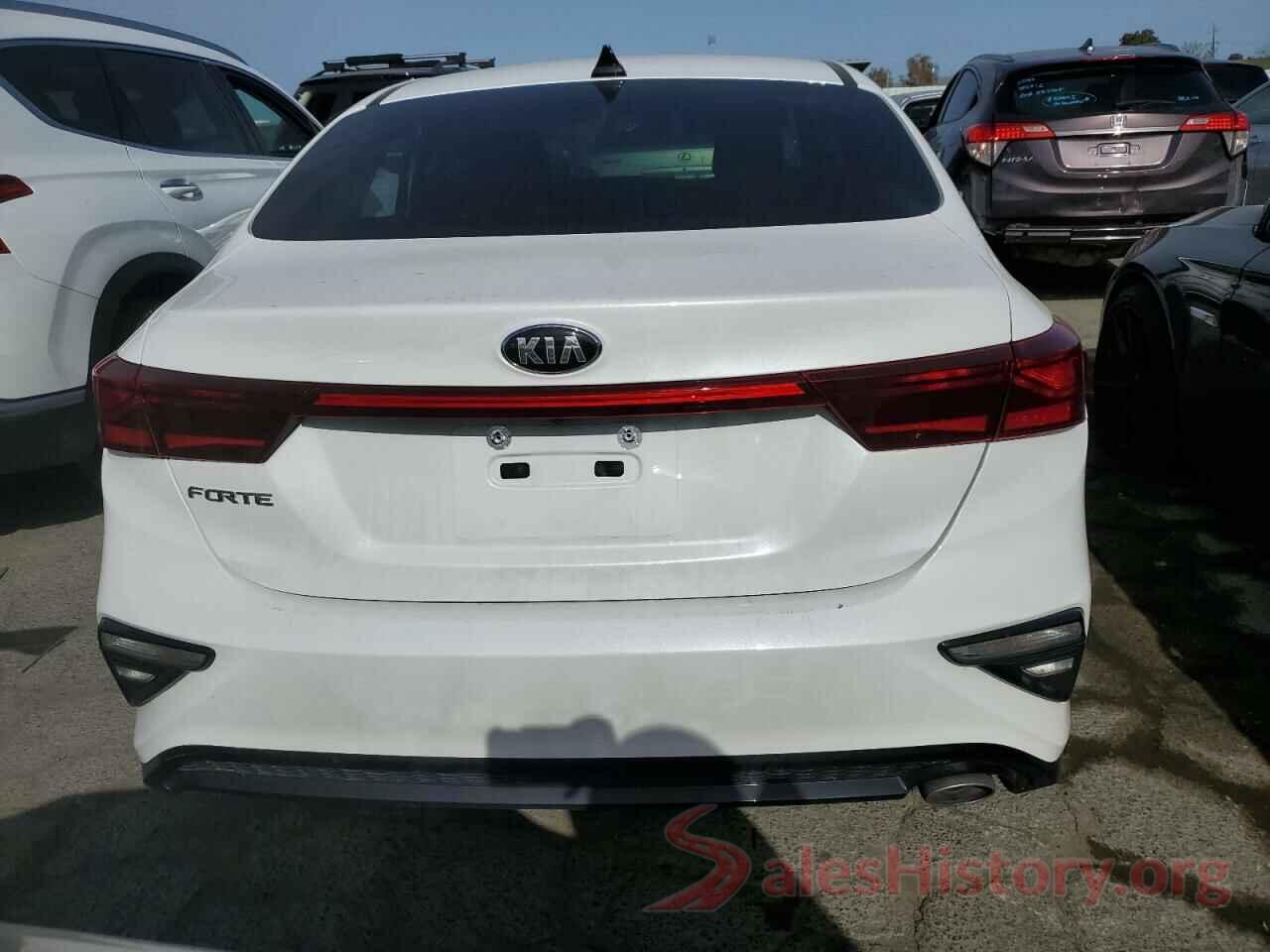 3KPF24AD1ME369394 2021 KIA FORTE