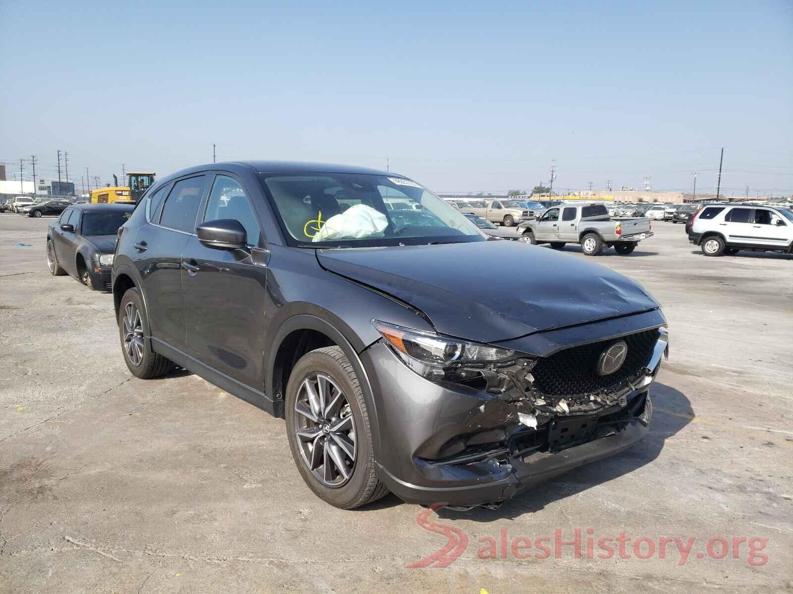 JM3KFACM7J1456978 2018 MAZDA CX-5