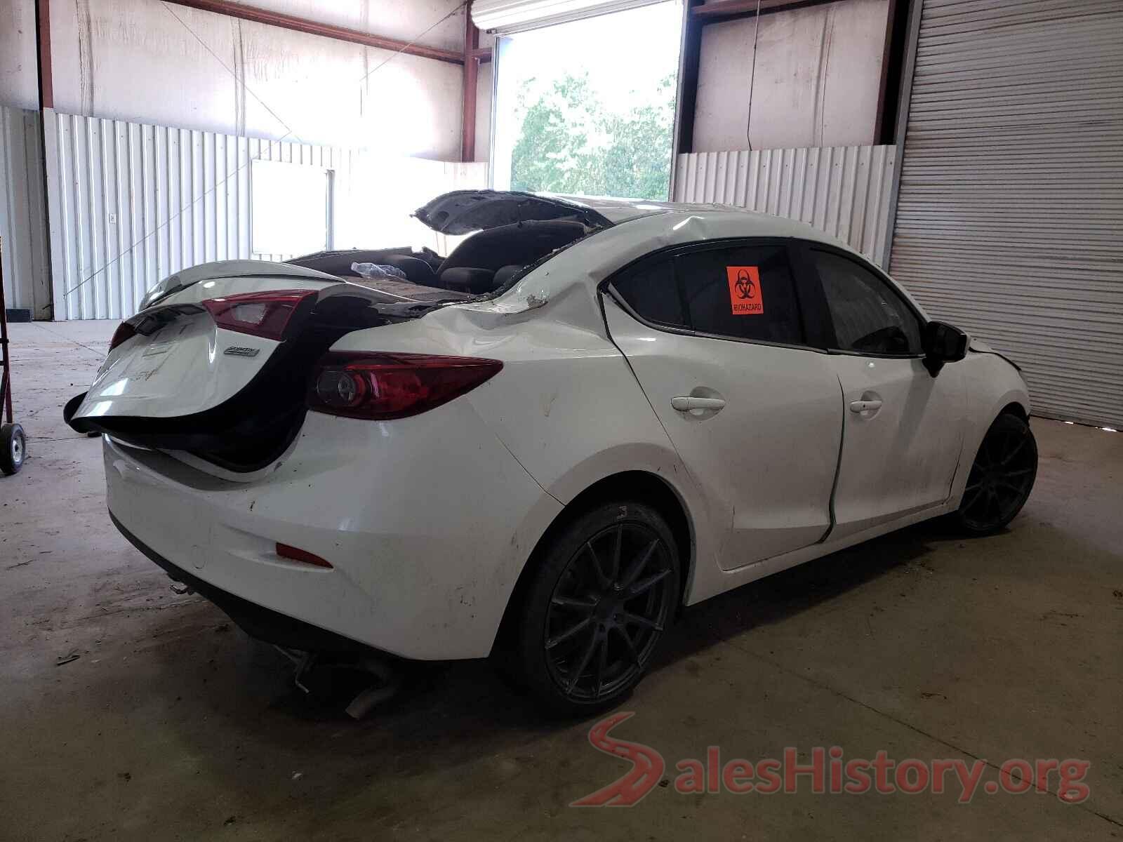 3MZBN1V32JM180385 2018 MAZDA 3