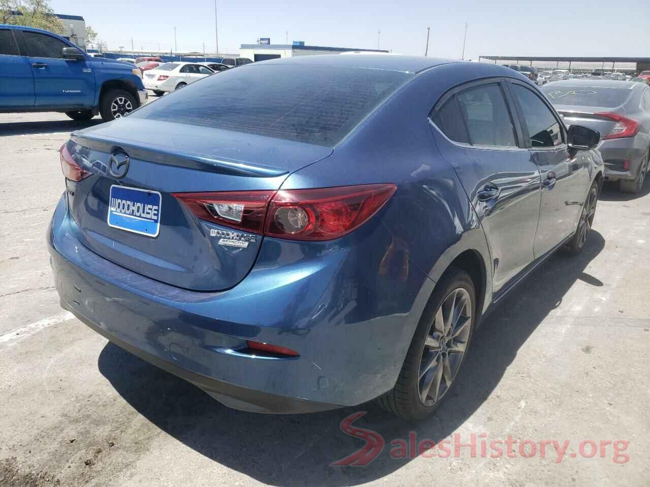 3MZBN1V3XJM161101 2018 MAZDA 3