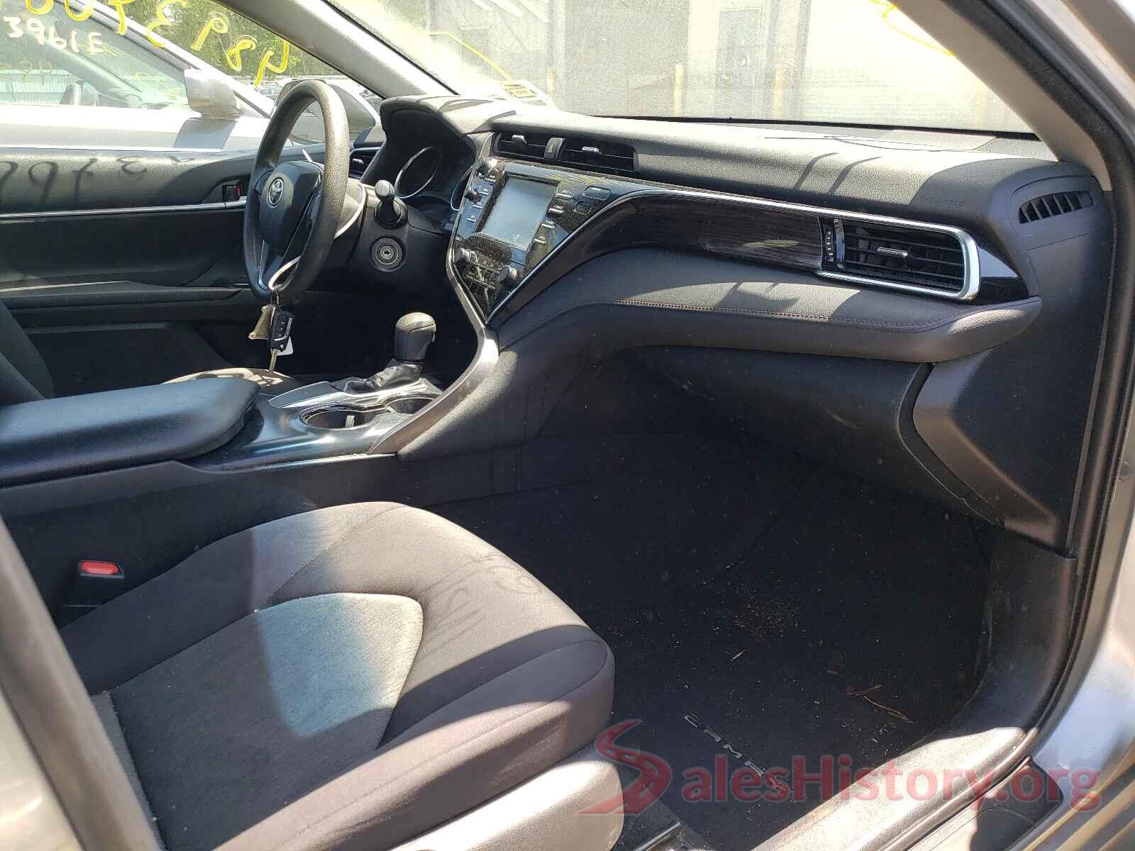 4T1B11HK4JU652725 2018 TOYOTA CAMRY