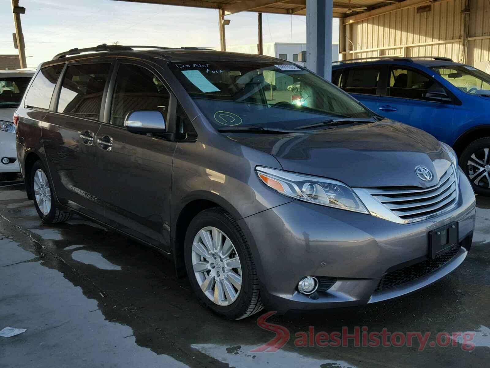 5TDYZ3DC3HS853726 2017 TOYOTA SIENNA