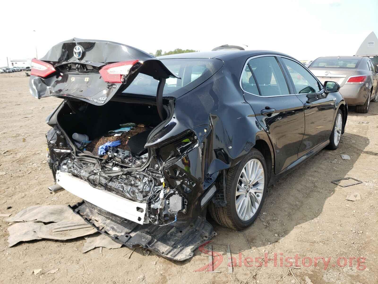 4T1B21HK3JU509276 2018 TOYOTA CAMRY