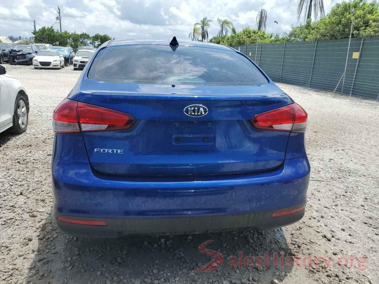 3KPFL4A70JE248097 2018 KIA FORTE