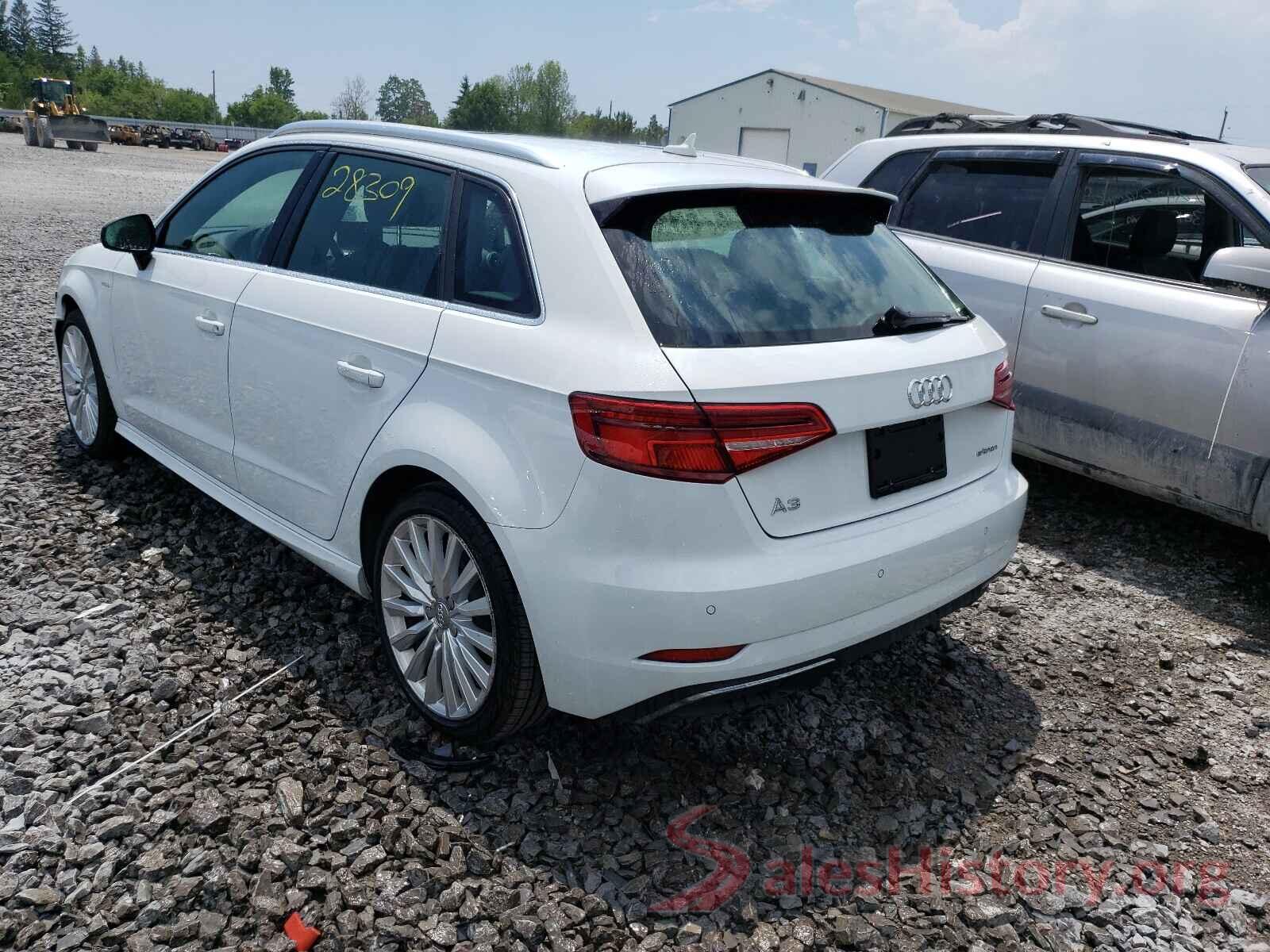 WAUSPBFF7JA116588 2018 AUDI A3