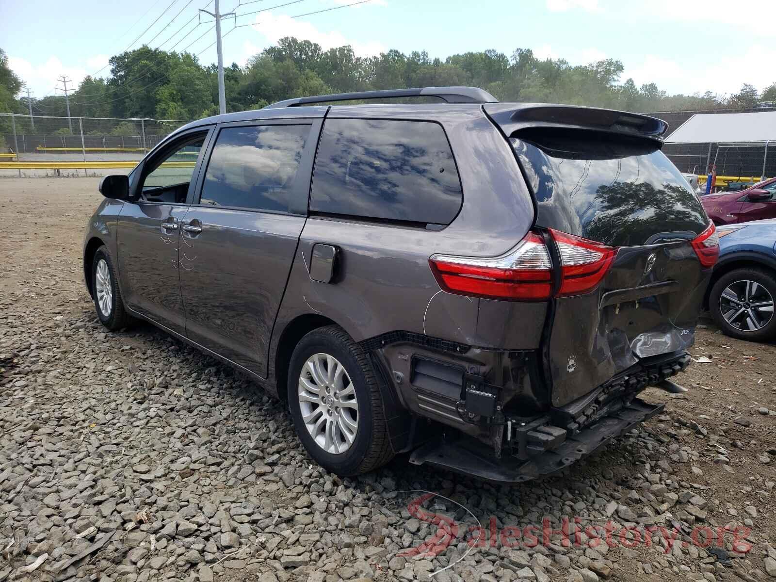 5TDYZ3DC2HS818417 2017 TOYOTA SIENNA