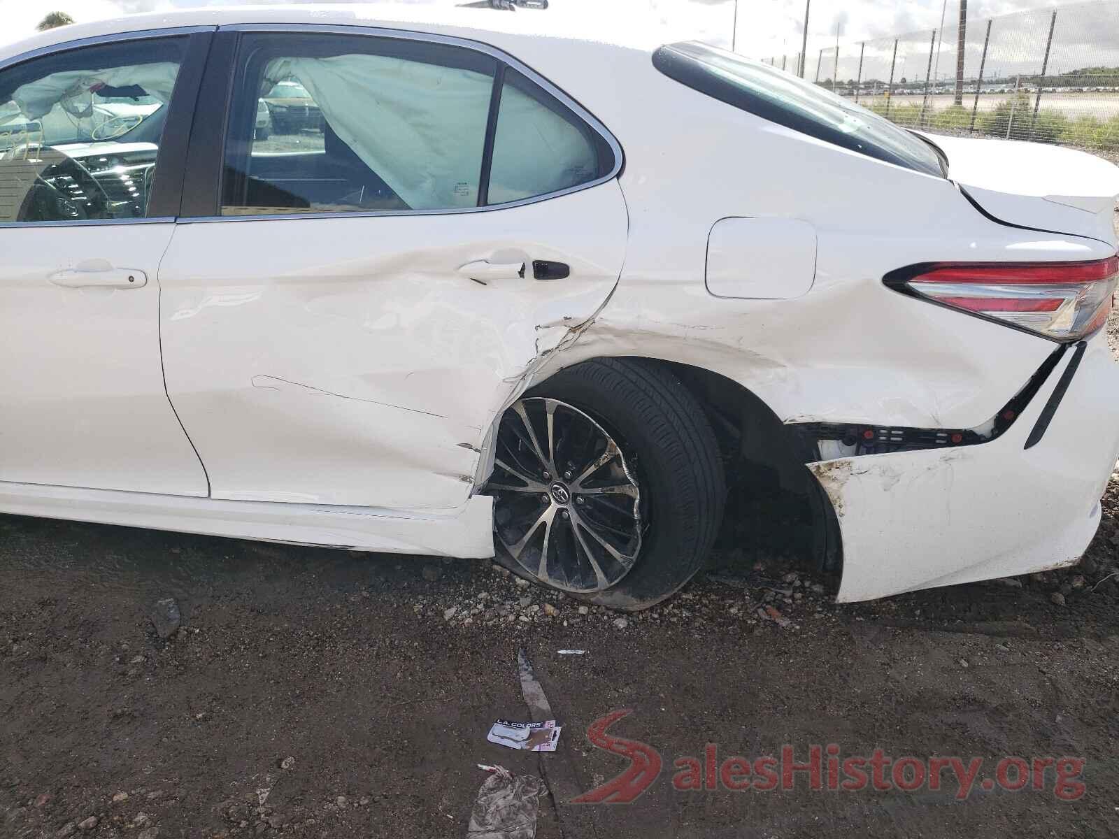 4T1B11HK7JU560783 2018 TOYOTA CAMRY