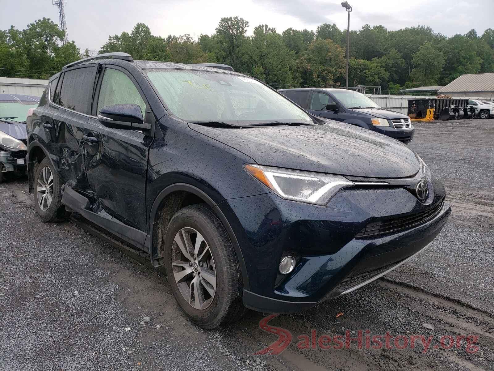 JTMRFREV6HD205535 2017 TOYOTA RAV4