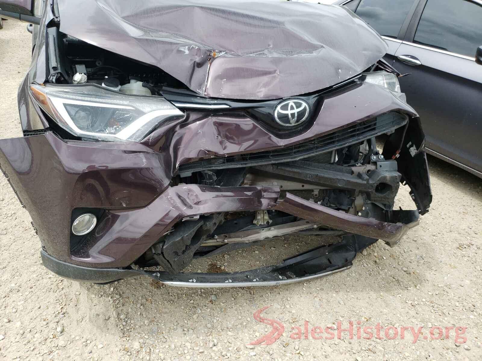 2T3WFREV5HW366853 2017 TOYOTA RAV4