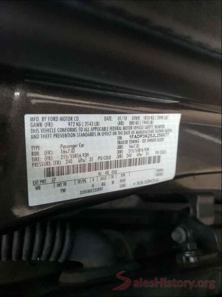 1FADP3K25JL258677 2018 FORD FOCUS