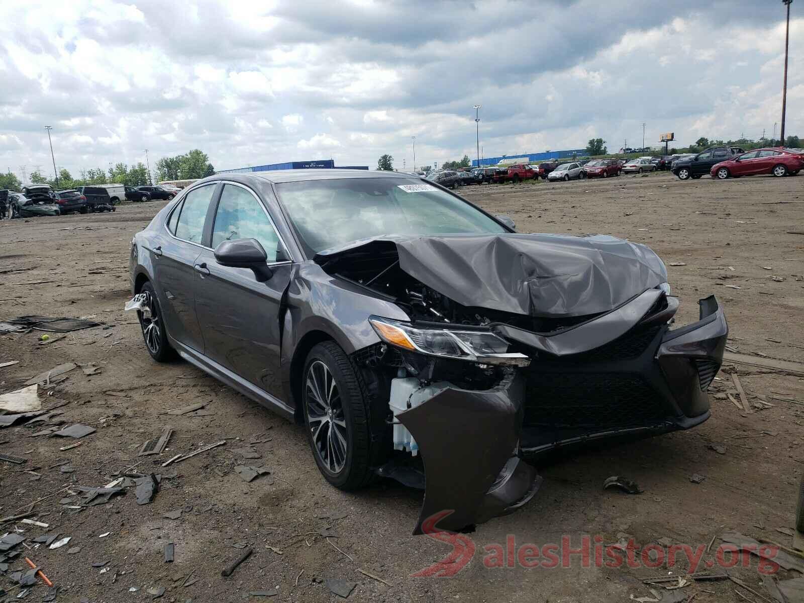 4T1B11HKXJU628607 2018 TOYOTA CAMRY