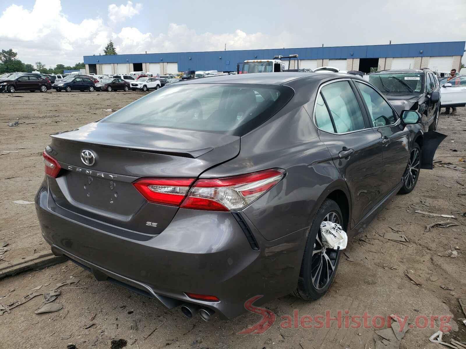 4T1B11HKXJU628607 2018 TOYOTA CAMRY