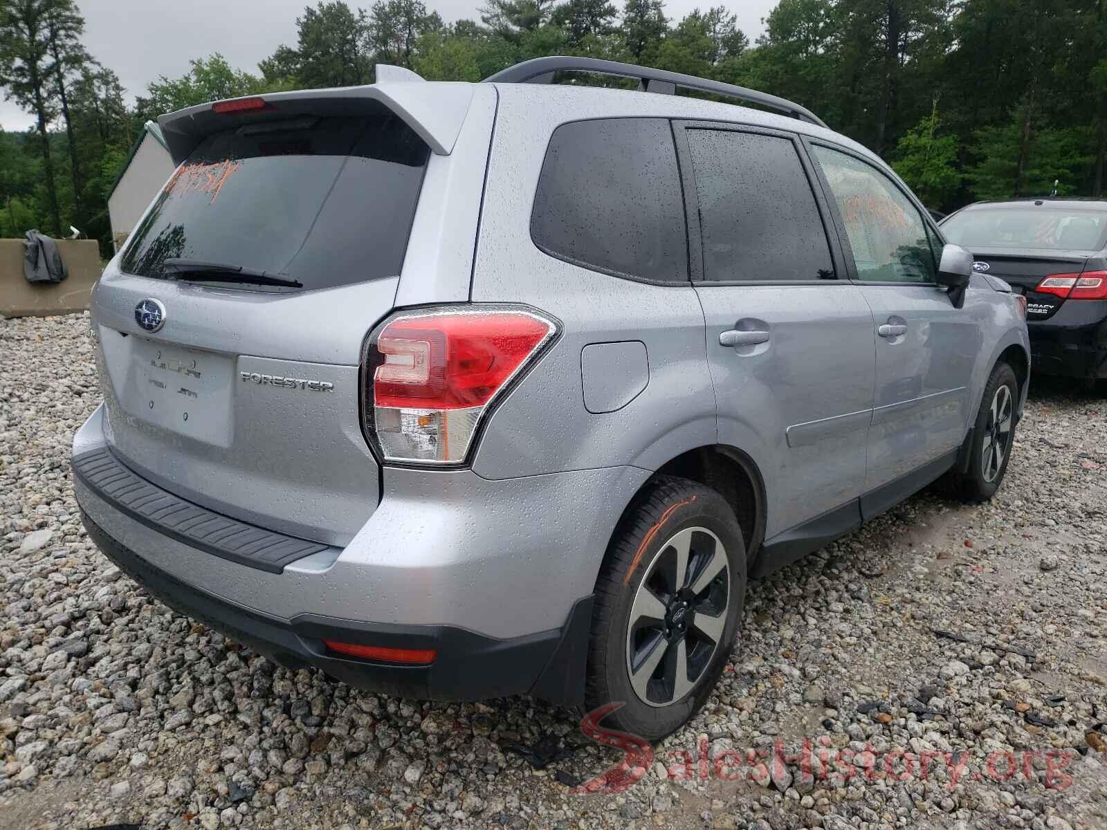 JF2SJAEC9JG598095 2018 SUBARU FORESTER