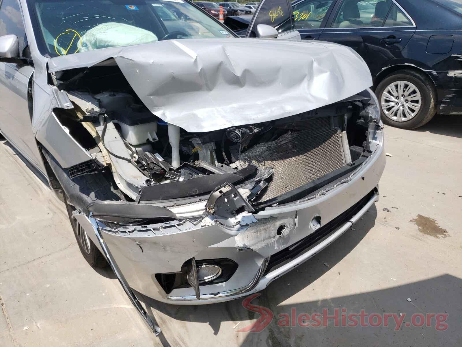 KNALC4J16H5077678 2017 KIA CADENZA