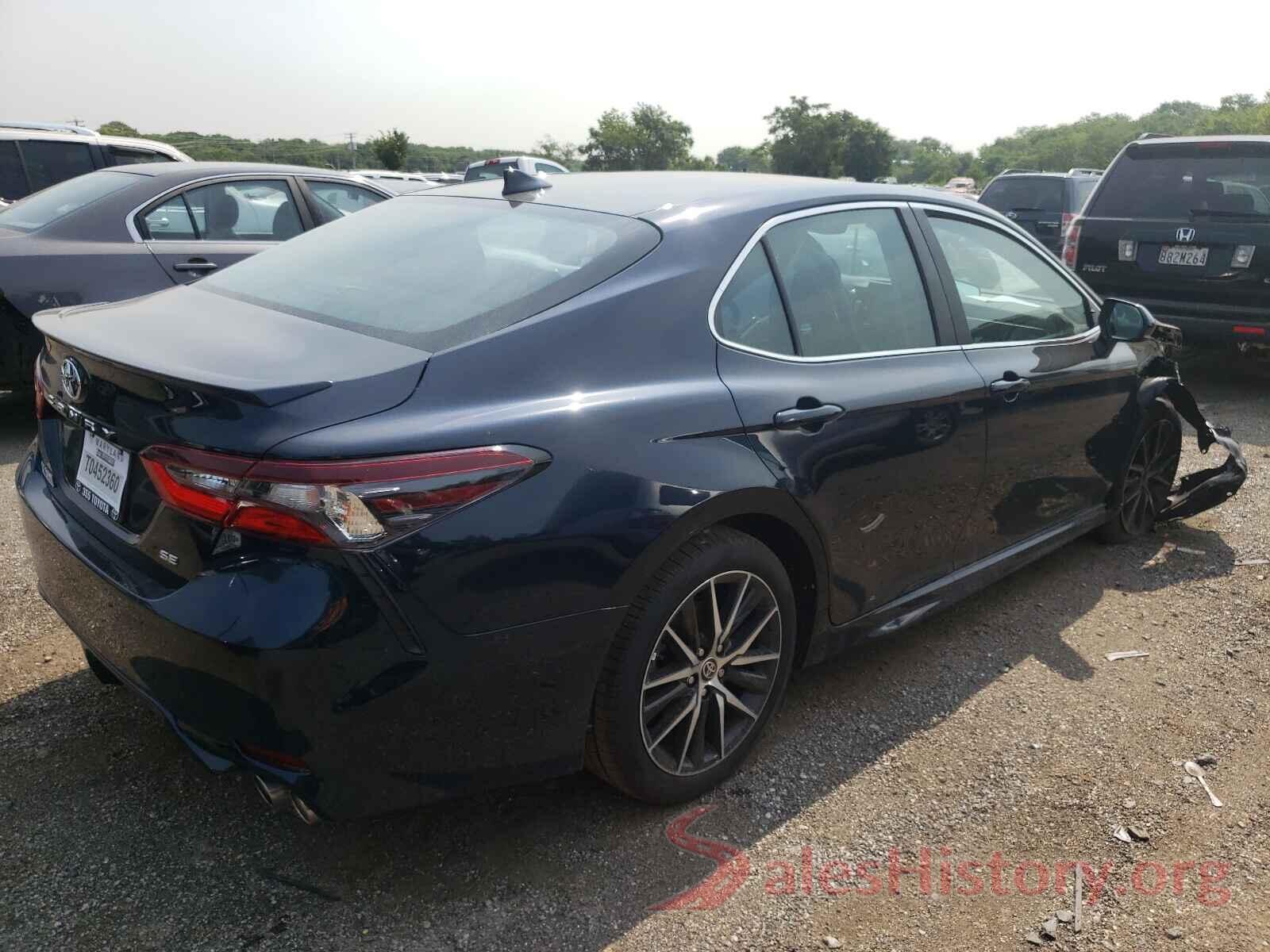 4T1G11AK6MU557152 2021 TOYOTA CAMRY