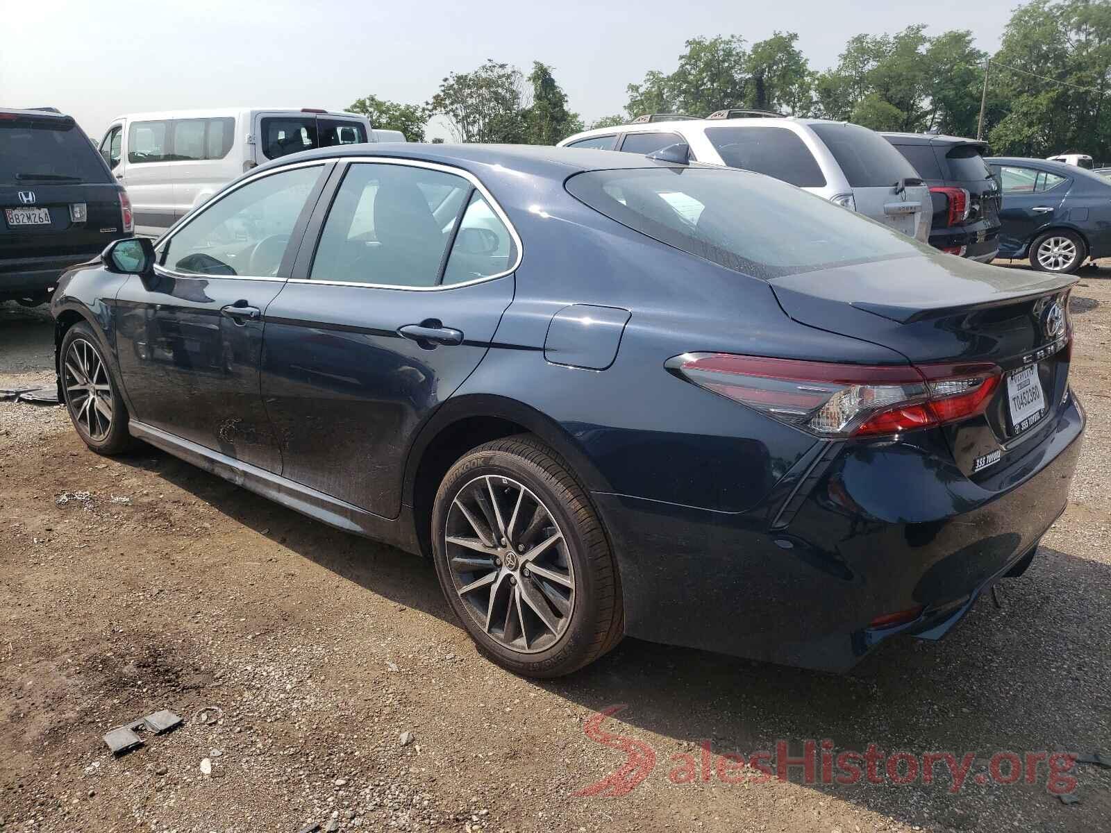 4T1G11AK6MU557152 2021 TOYOTA CAMRY