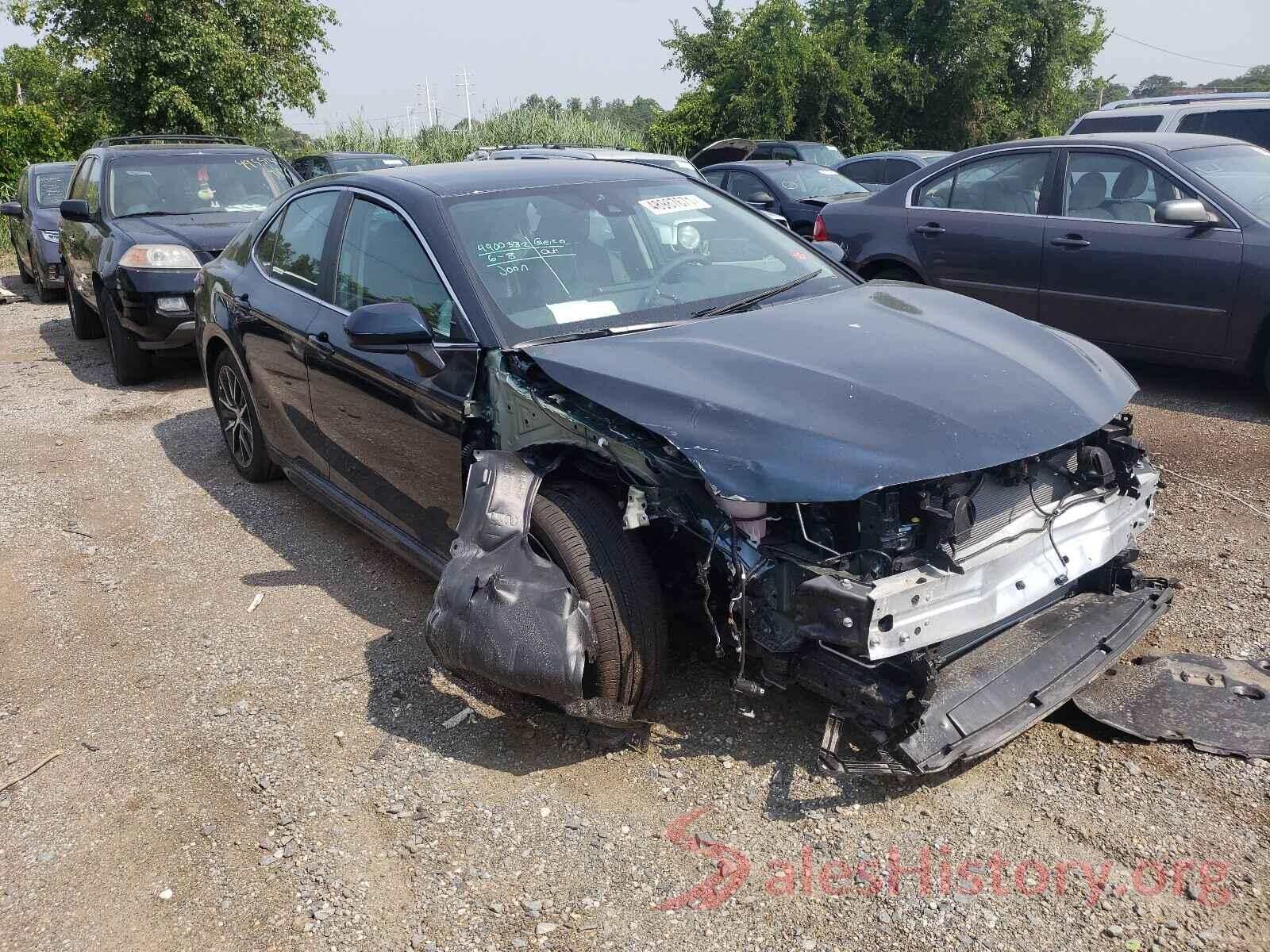 4T1G11AK6MU557152 2021 TOYOTA CAMRY