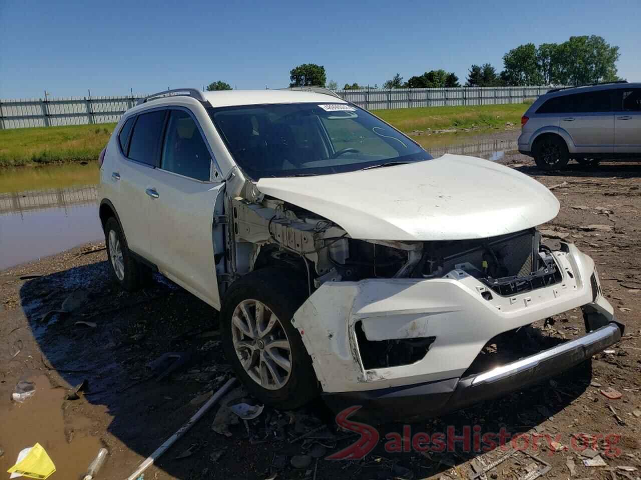 5N1AT2MV4HC879005 2017 NISSAN ROGUE