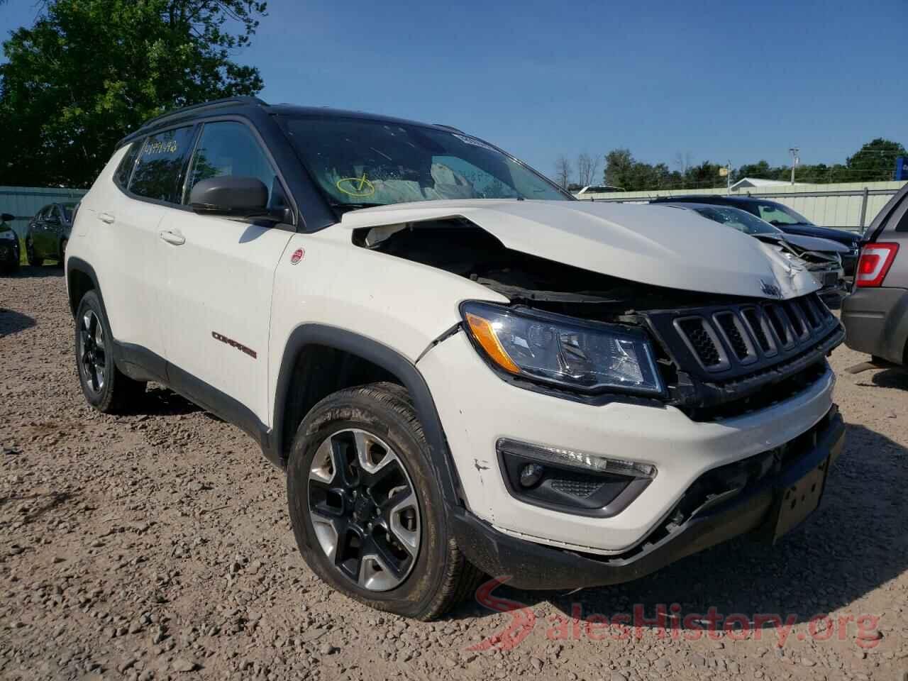 3C4NJDDB3JT451787 2018 JEEP COMPASS