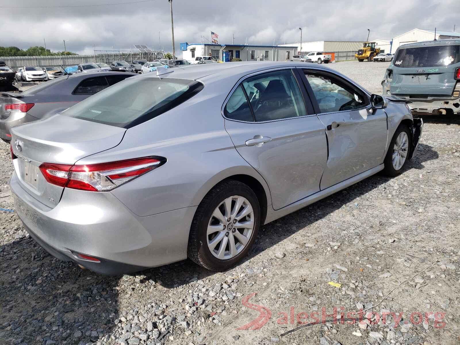 4T1C11AK8LU323821 2020 TOYOTA CAMRY