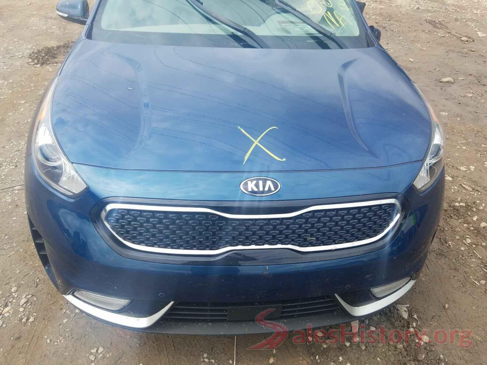 KNDCE3LC6J5108200 2018 KIA NIRO