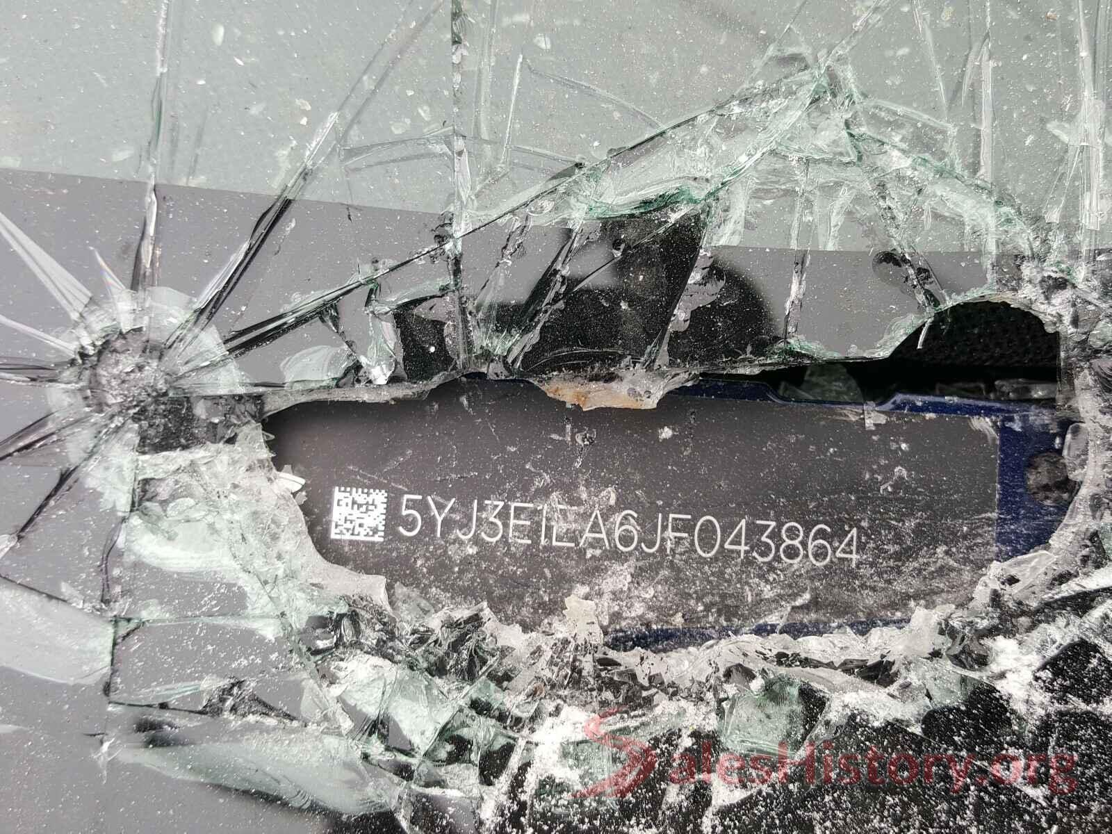 5YJ3E1EA6JF043864 2018 TESLA MODEL 3