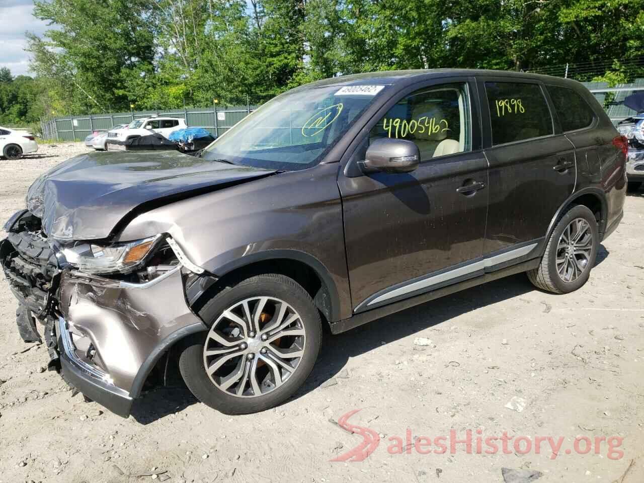 JA4AZ3A33JZ063301 2018 MITSUBISHI OUTLANDER