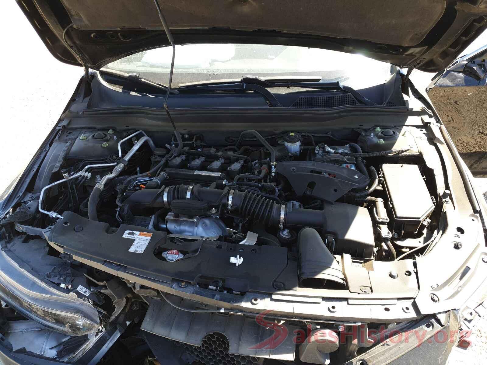 1HGCV1F33JA077920 2018 HONDA ACCORD