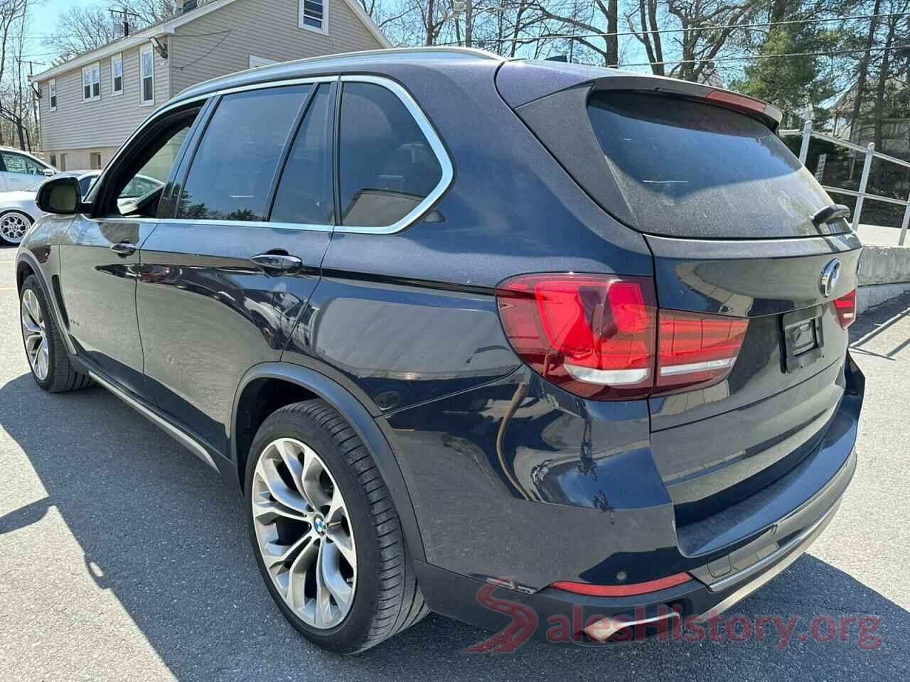 5UXKR0C53J0Y03794 2018 BMW X5