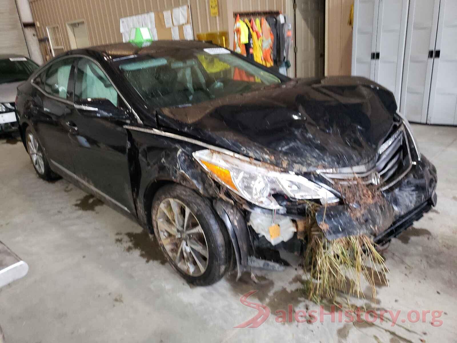 KMHFG4JG4HA583313 2017 HYUNDAI AZERA