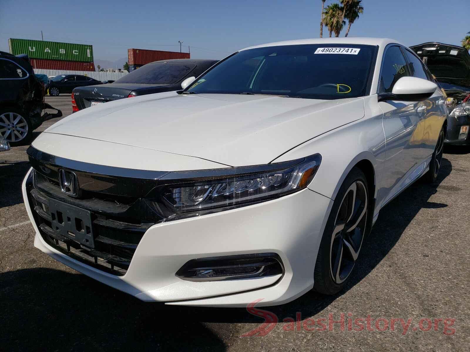 1HGCV1F35JA159390 2018 HONDA ACCORD