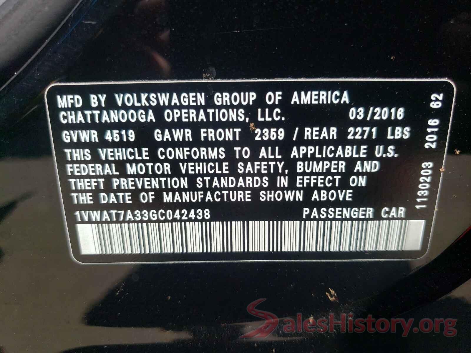 1VWAT7A33GC042438 2016 VOLKSWAGEN PASSAT