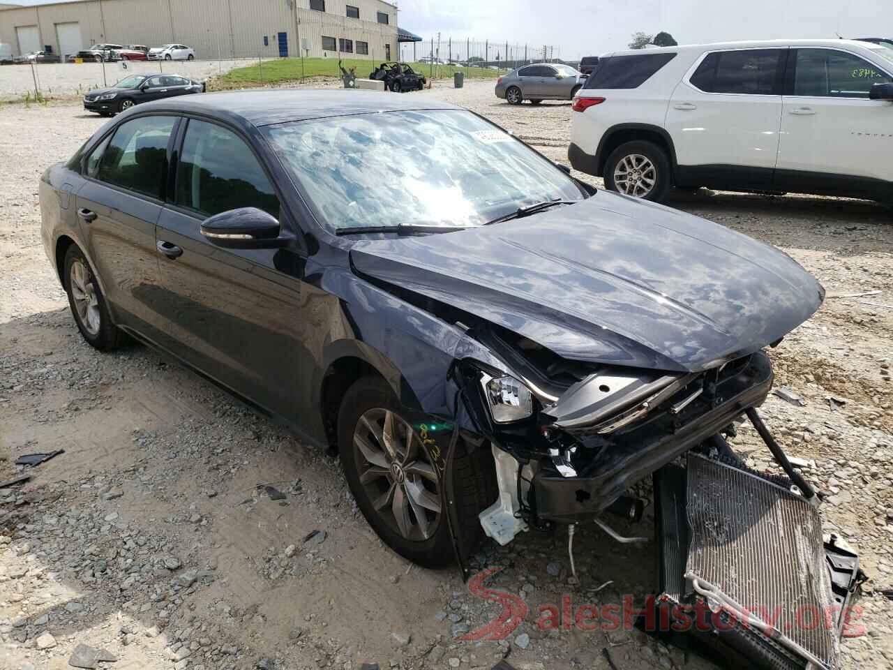 1VWAA7A39JC002023 2018 VOLKSWAGEN PASSAT