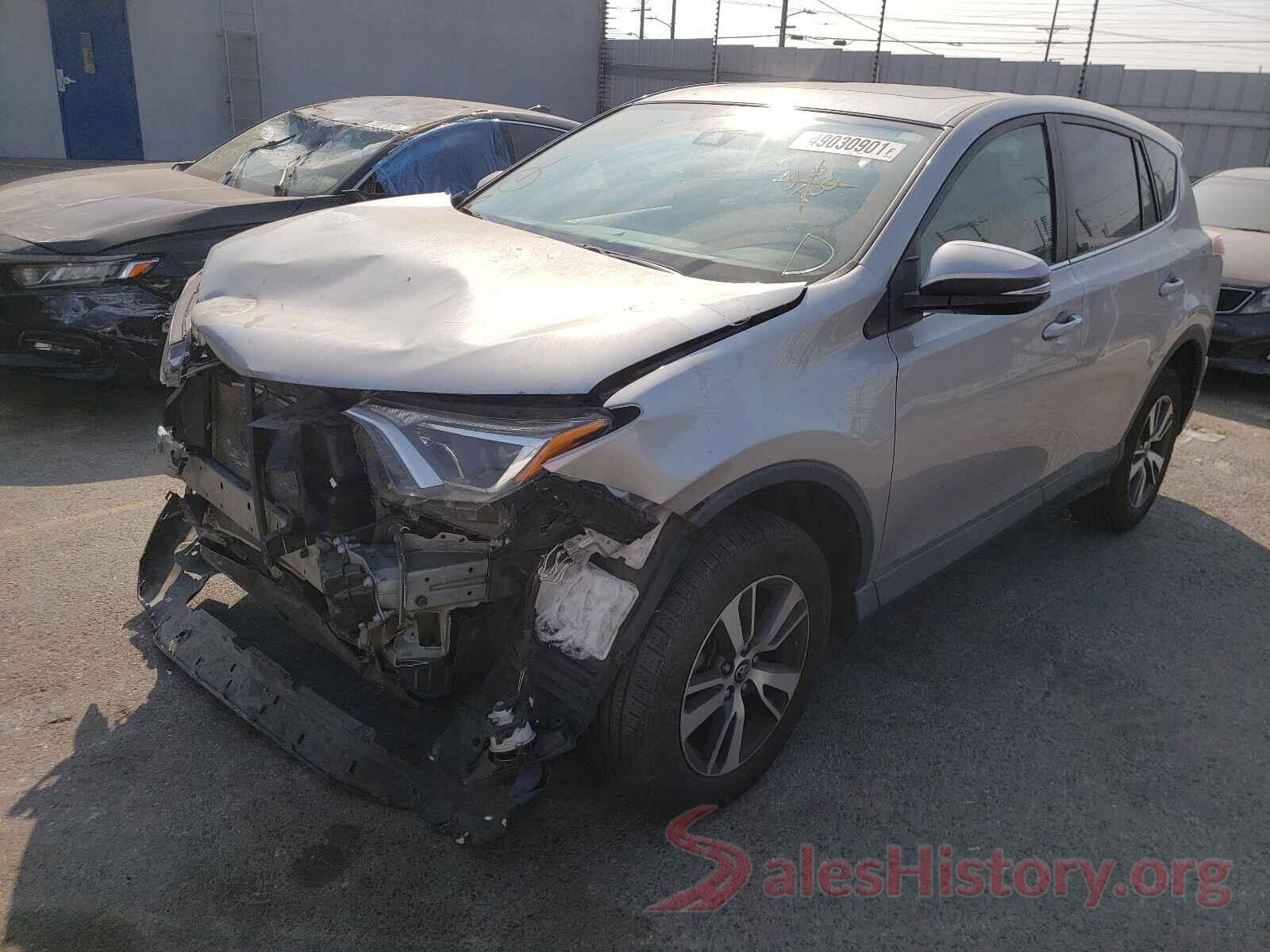 2T3WFREV1JW425502 2018 TOYOTA RAV4