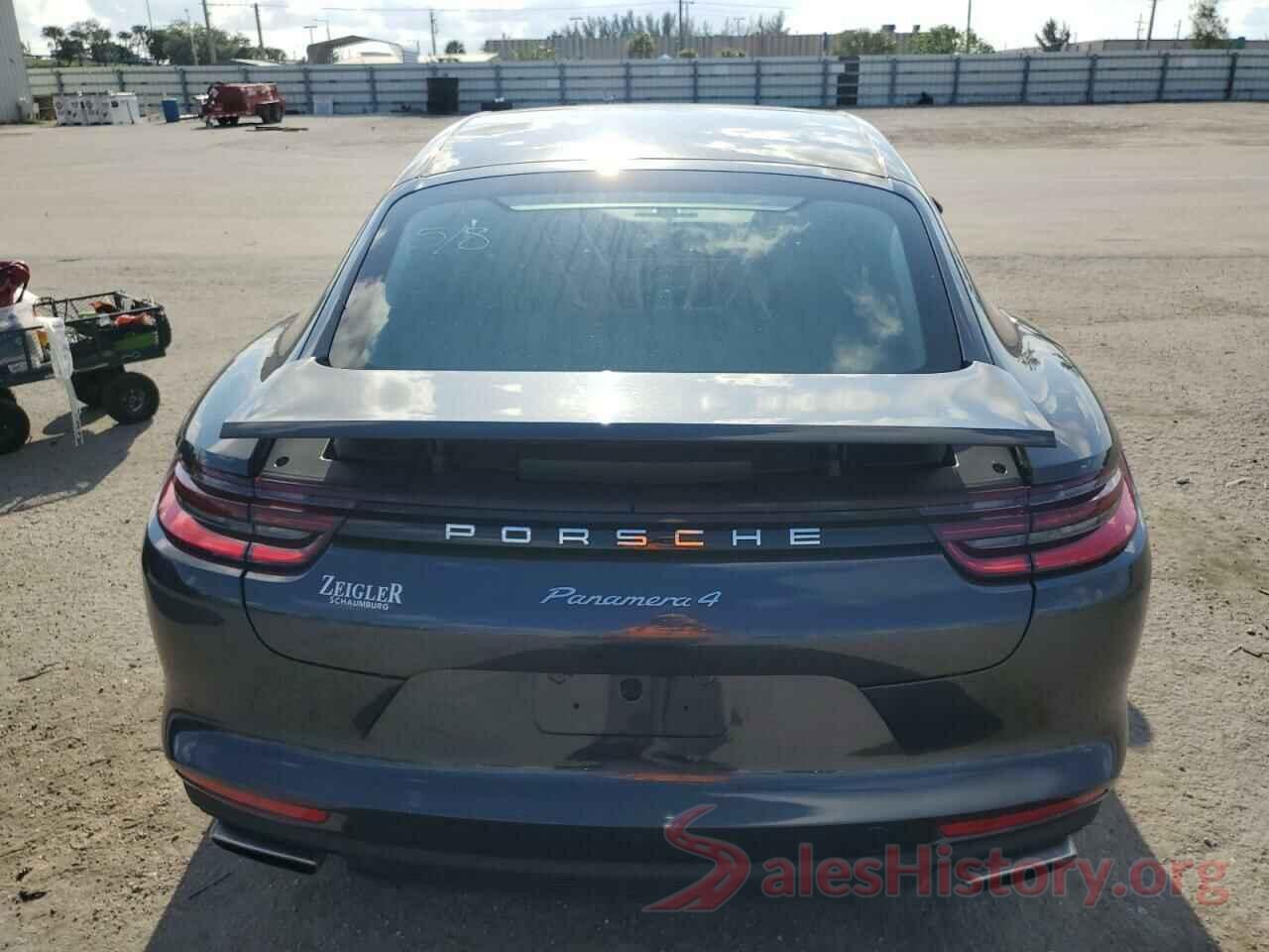 WP0AA2A71JL109804 2018 PORSCHE PANAMERA