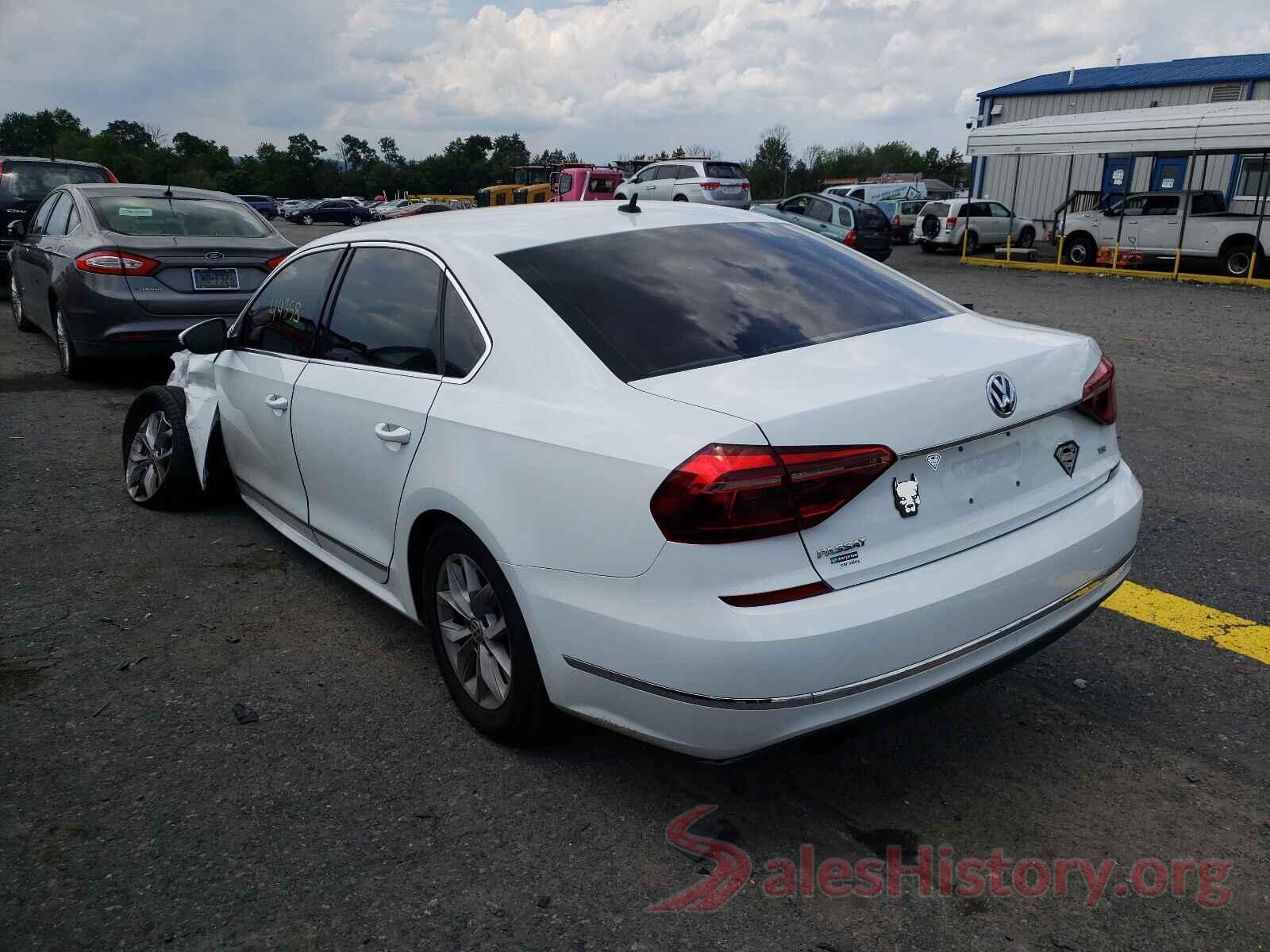 1VWAT7A37HC064637 2017 VOLKSWAGEN PASSAT