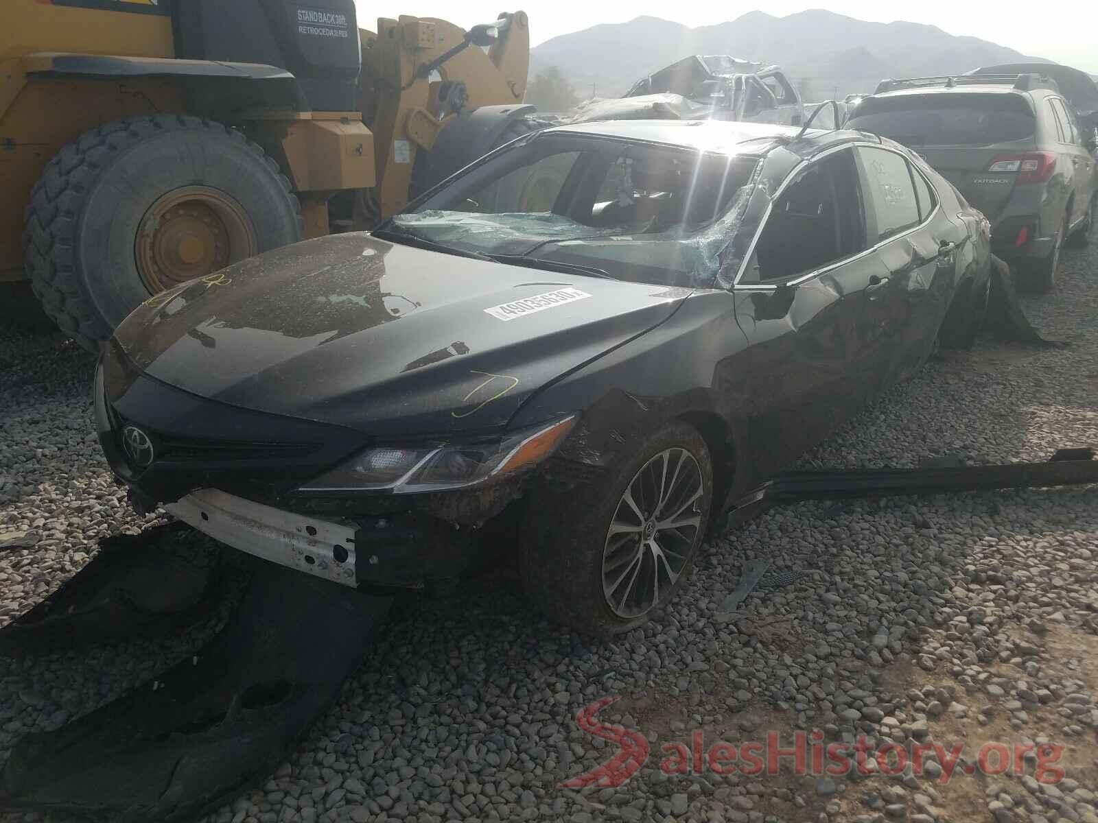 4T1B11HK9JU501752 2018 TOYOTA CAMRY