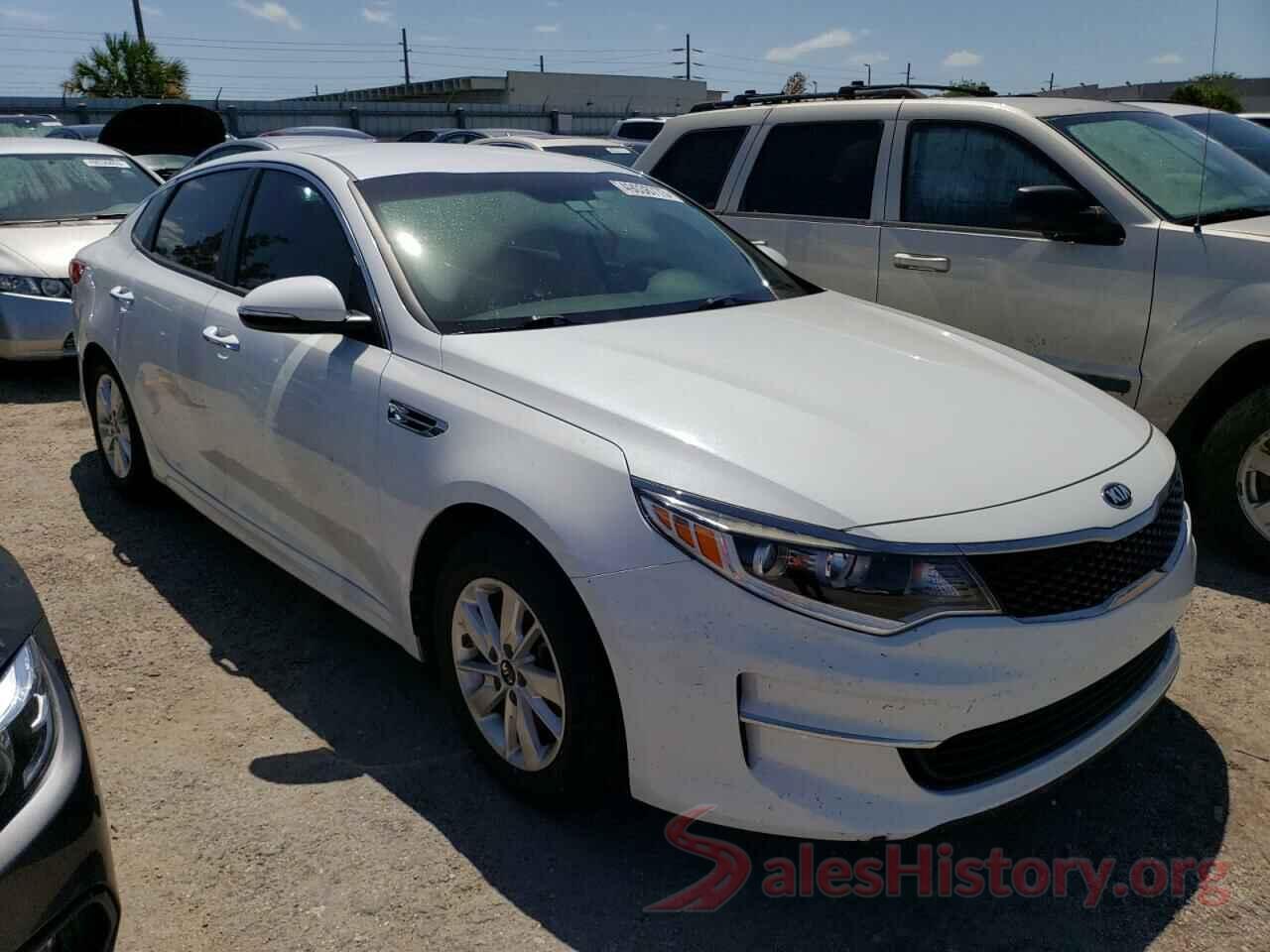 5XXGT4L31JG235896 2018 KIA OPTIMA