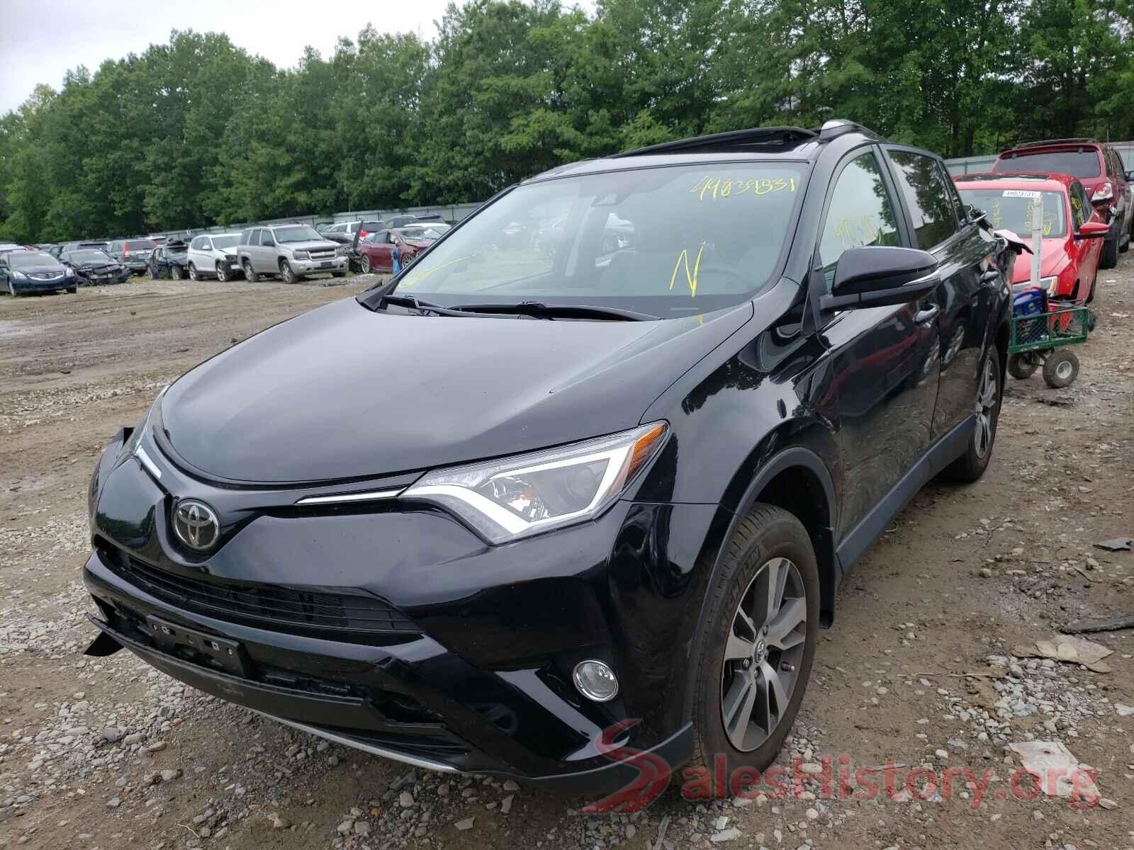 2T3RFREV2JW785813 2018 TOYOTA RAV4