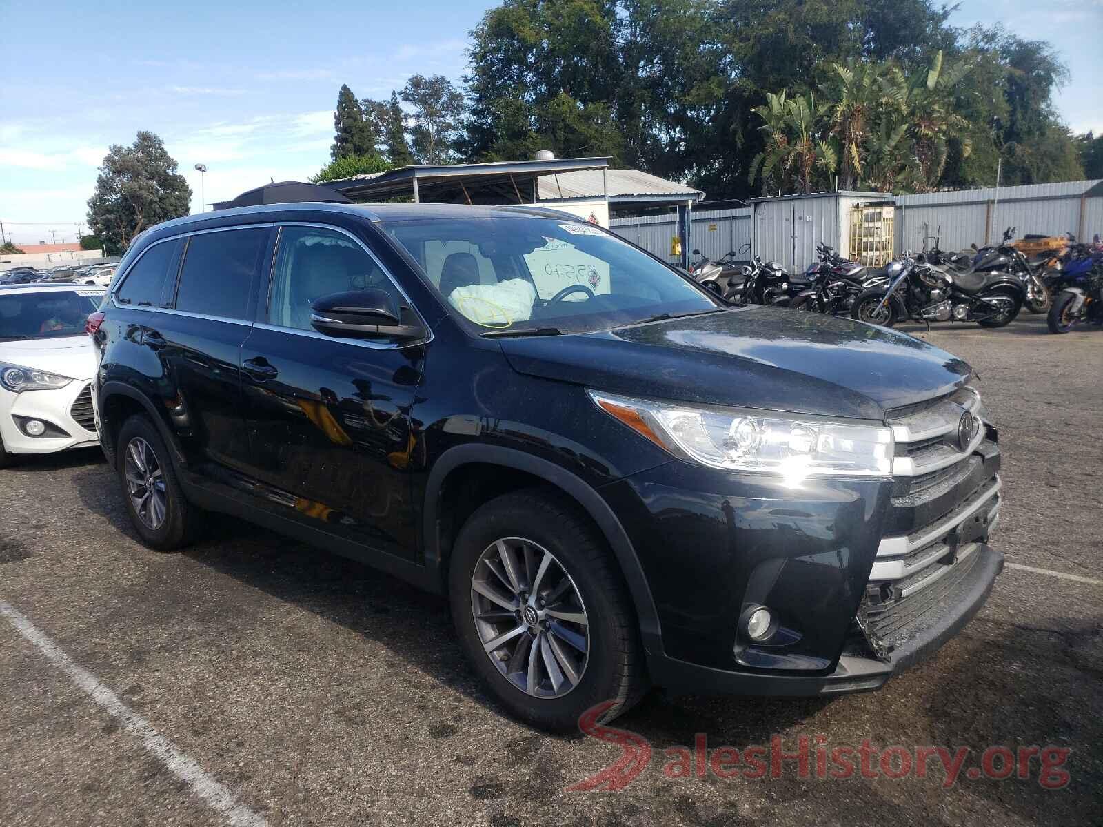 5TDKZRFH2KS560134 2019 TOYOTA HIGHLANDER