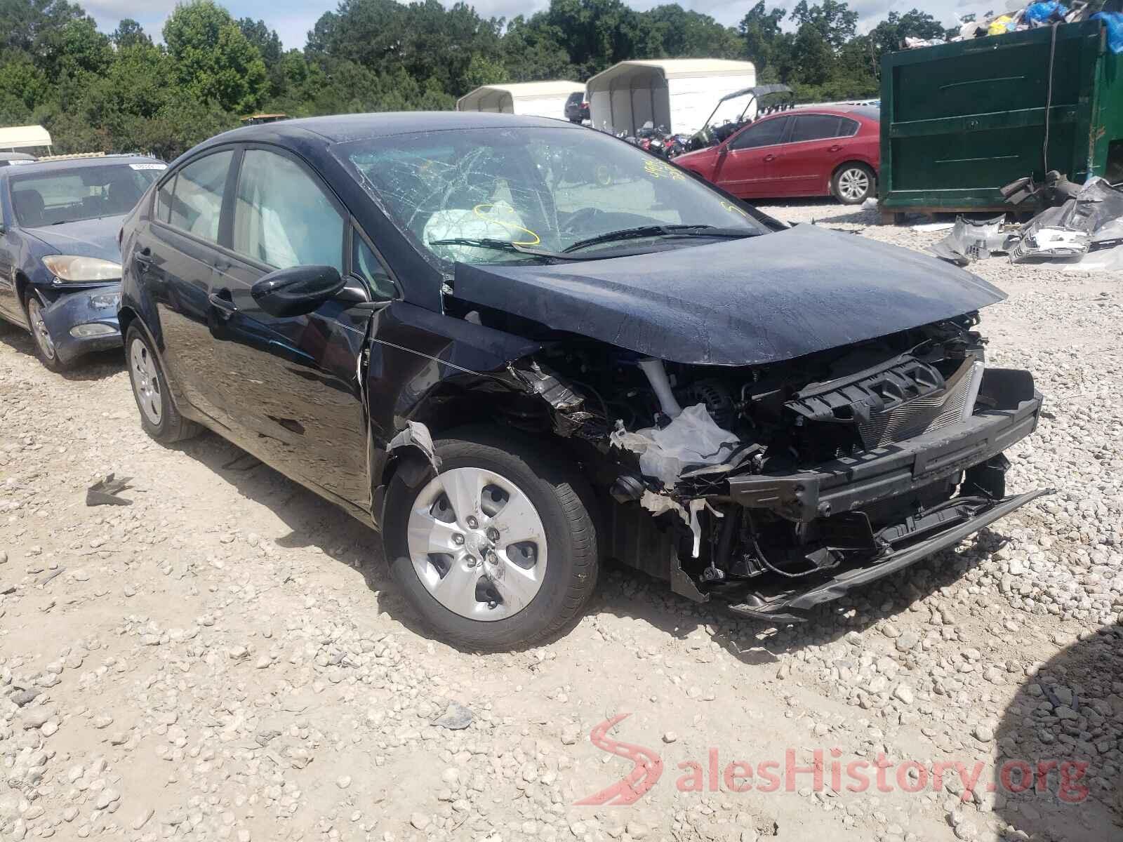 3KPFK4A77HE105760 2017 KIA FORTE