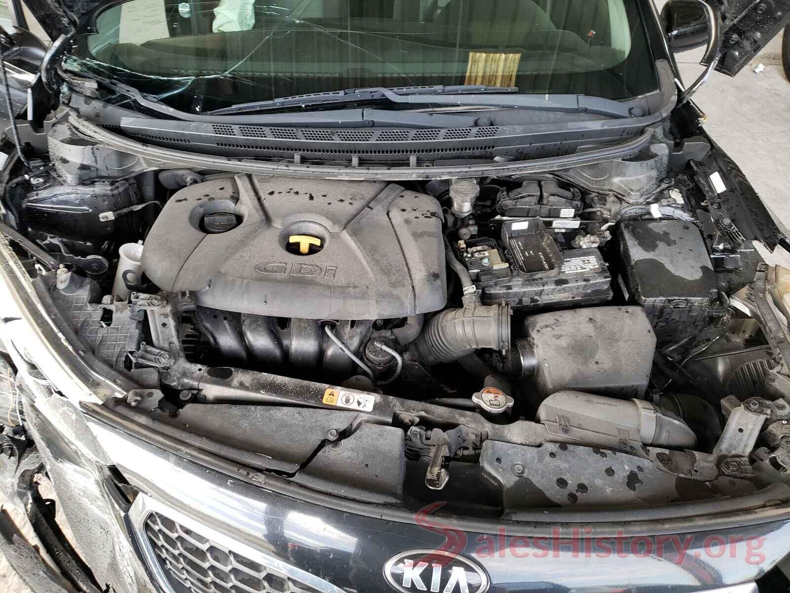 KNAFK5A88G5607747 2016 KIA FORTE