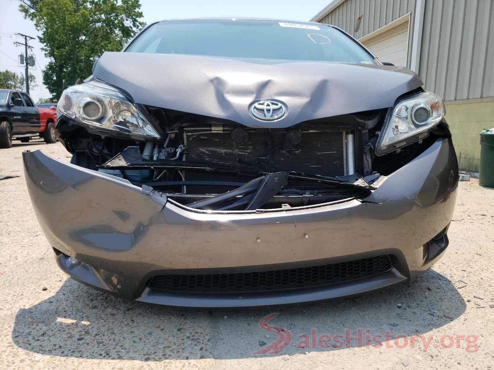 5TDZZ3DCXHS802762 2017 TOYOTA SIENNA