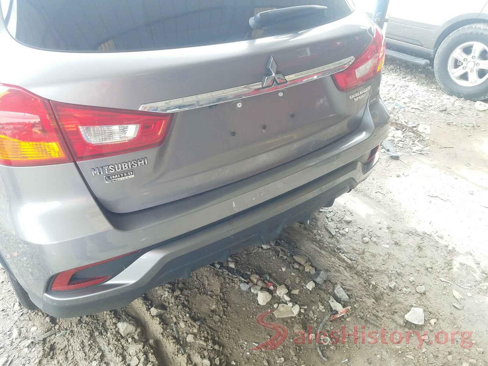 JA4AP3AU8KU016696 2019 MITSUBISHI OUTLANDER