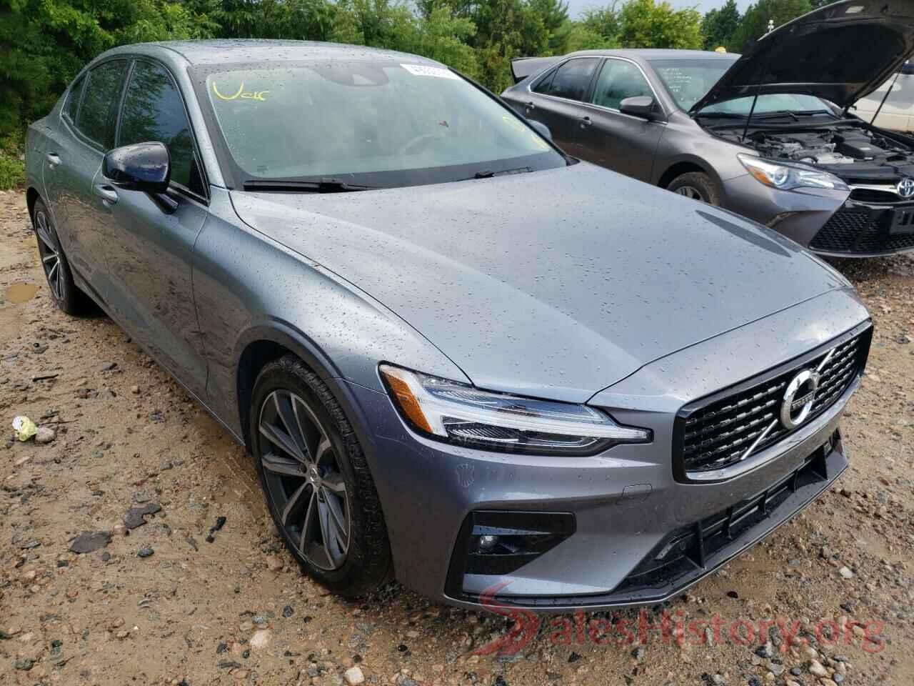 7JR102FZ4MG118556 2021 VOLVO S60