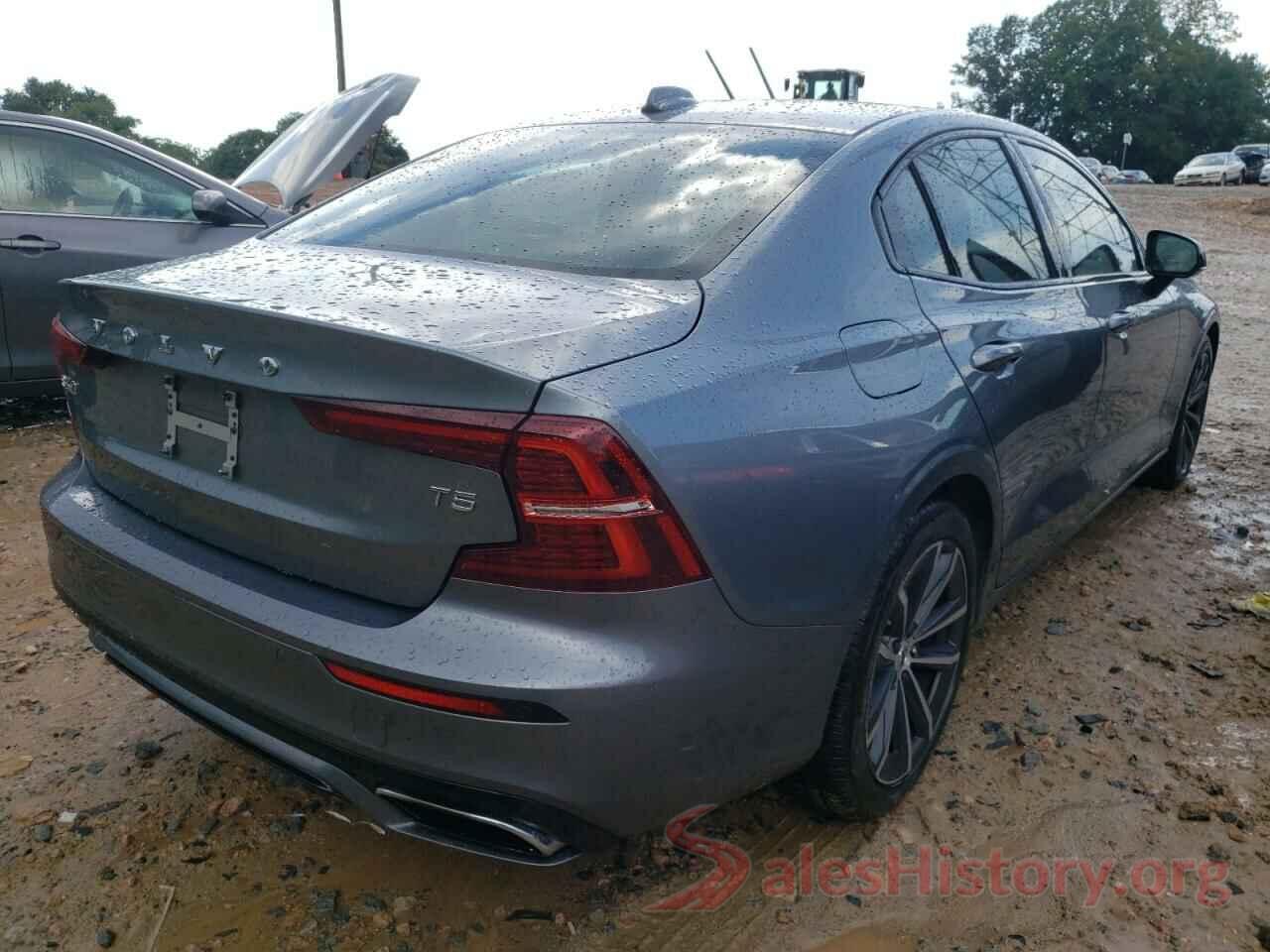 7JR102FZ4MG118556 2021 VOLVO S60