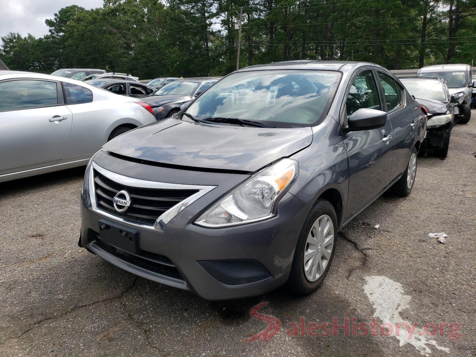 3N1CN7AP8JL815864 2018 NISSAN VERSA