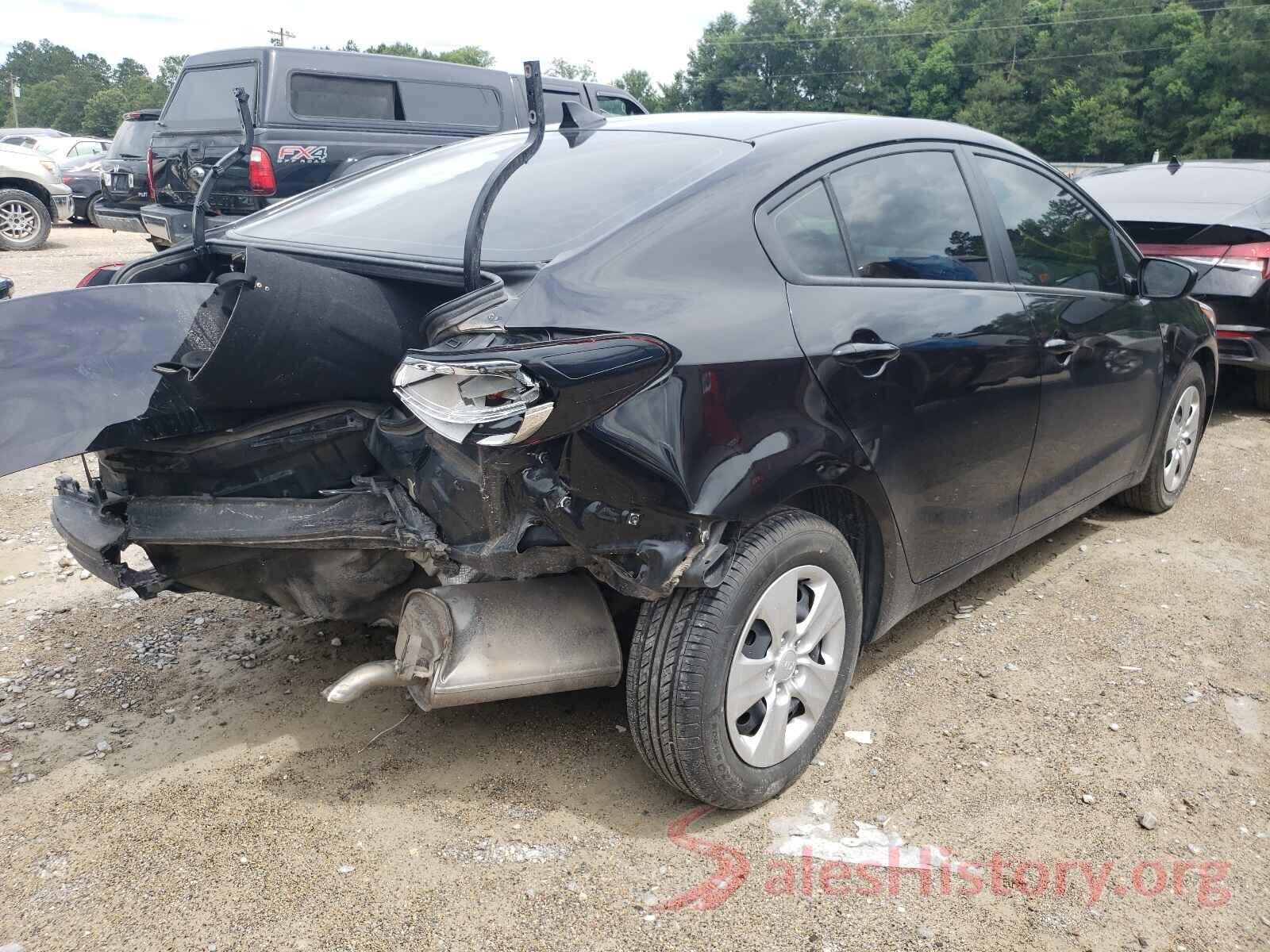 3KPFK4A70JE225924 2018 KIA FORTE