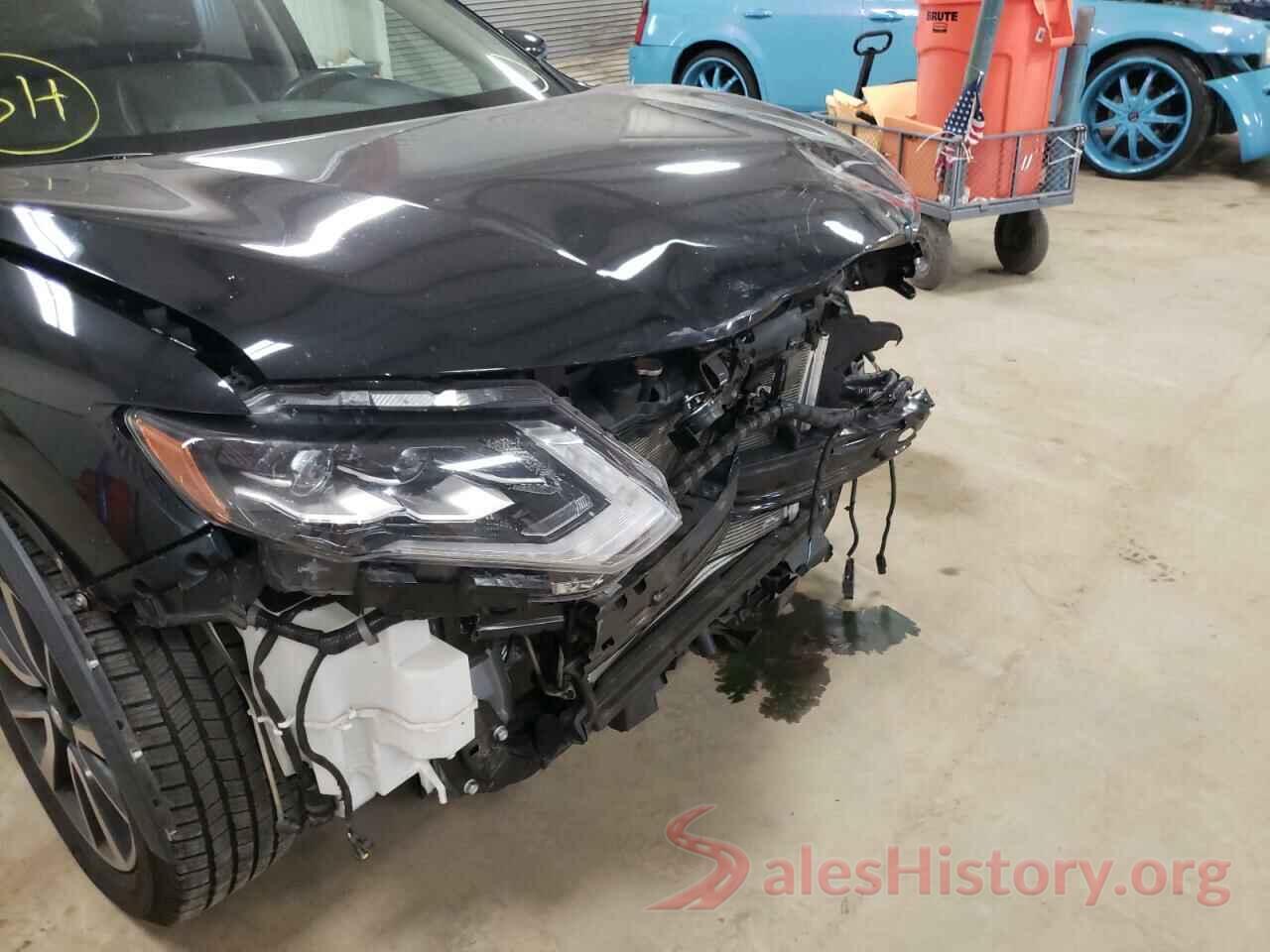 JN8AT2MT1JW469662 2018 NISSAN ROGUE